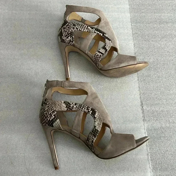 [US6.5] Ivanka Trump ITSATORI Animal Patterns 4” Heel Leather  Sandal - Picture 2 of 9